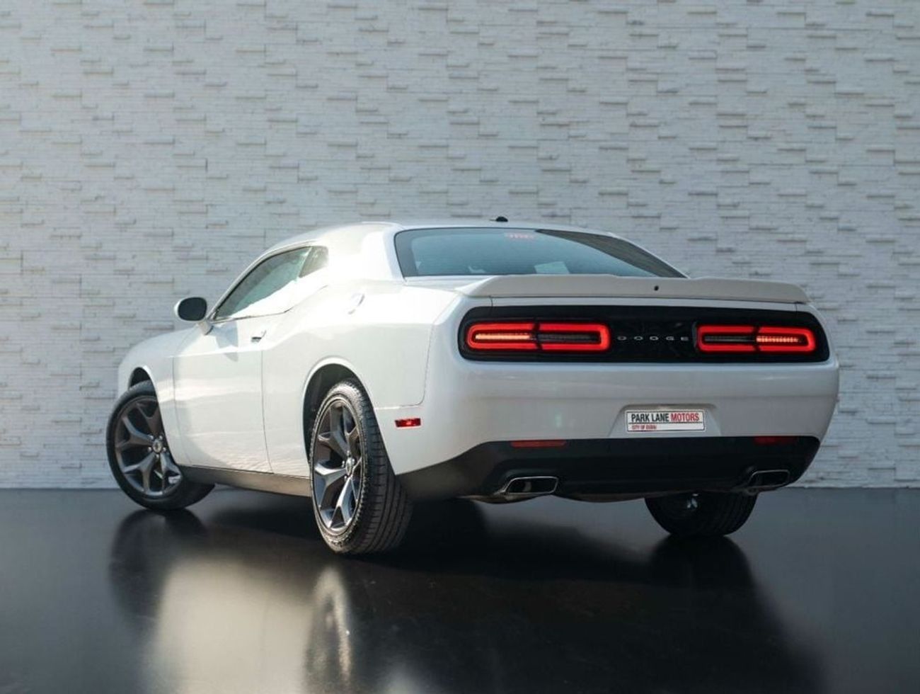 دودج تشالينجر SXT Plus 3.6L