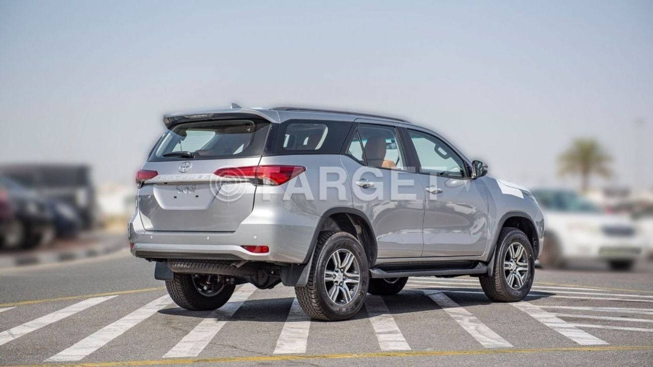 تويوتا فورتونر FORTUNER 2.7L 4WD