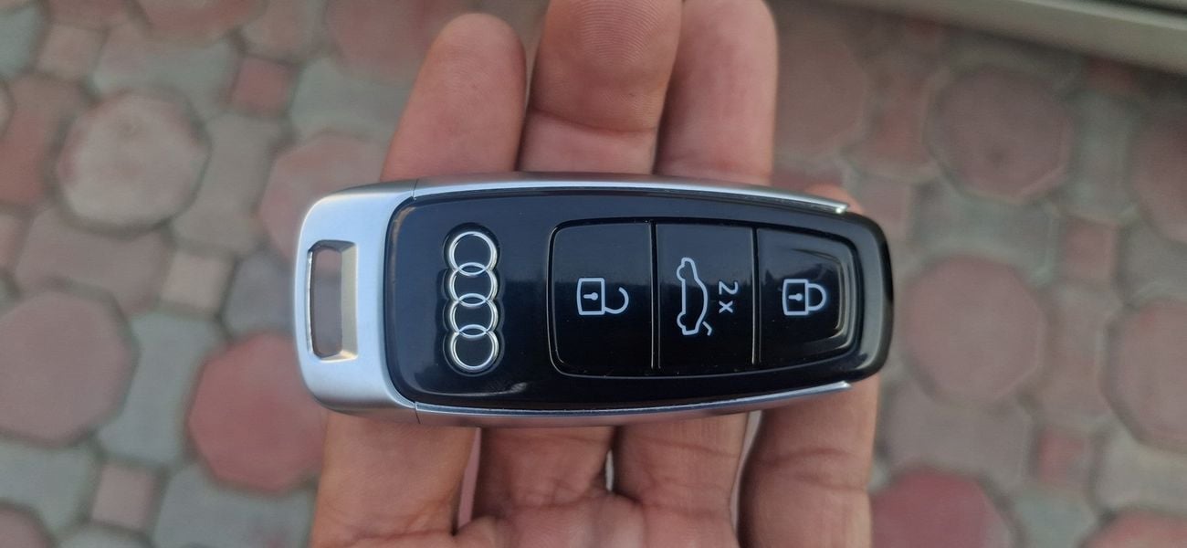 أودي Q8 TFSI QUATTRO S LINE 3 | بدون دفعة مقدمة | اختبار القيادة في المنزل