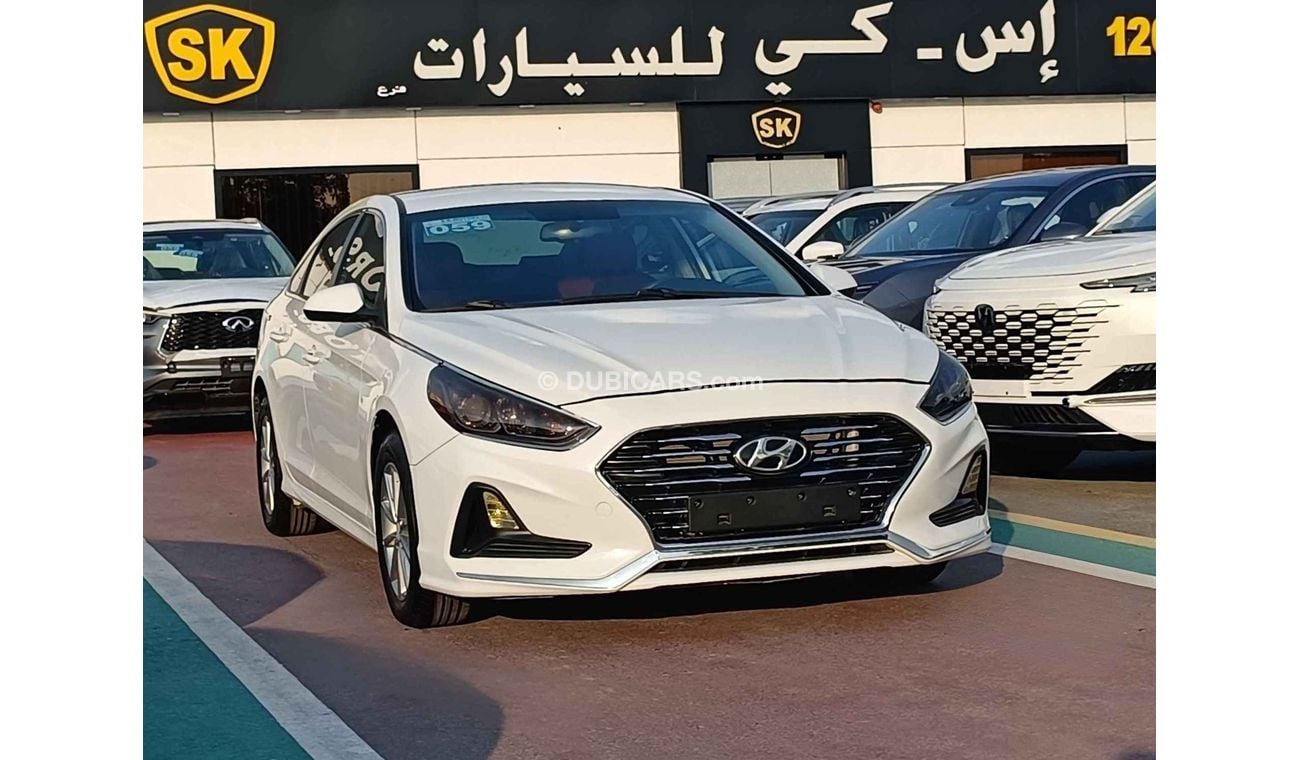 هيونداي سوناتا V4 / 2.4L /  LOW MILEAGE / LEATHER SEATS / DVD+CAMERA (LOT # 37880)