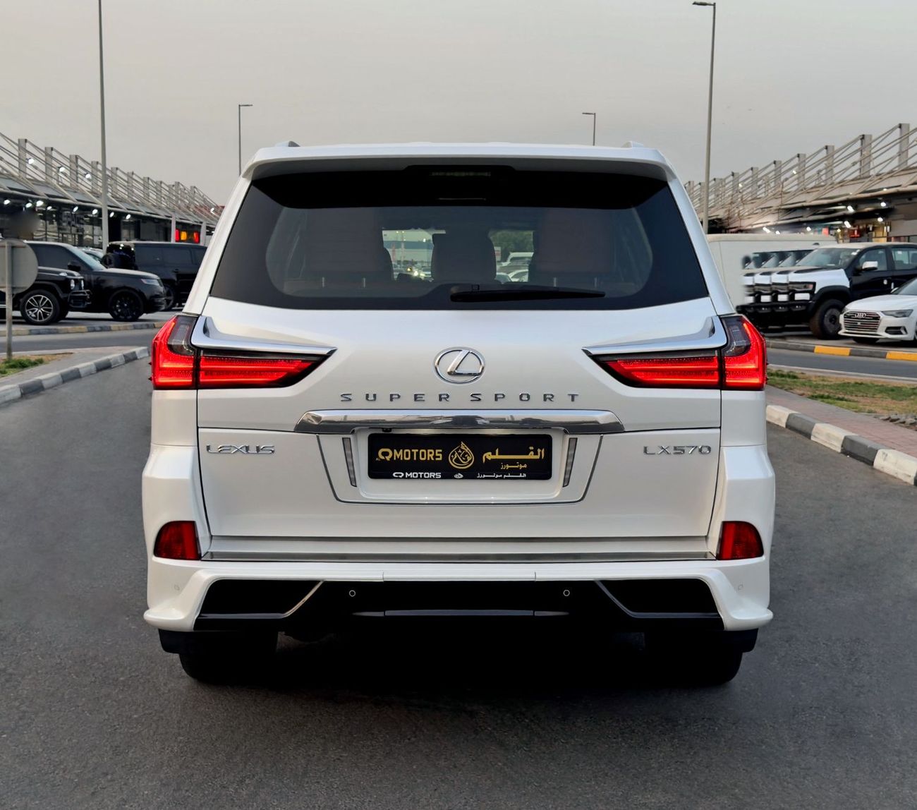لكزس LX 570 2019 Lexus LX570 Signature, GCC Specifications