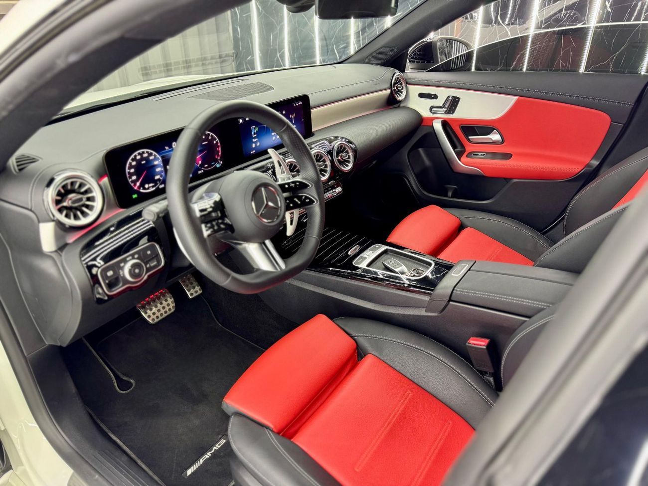 Mercedes-Benz CLA 250 AMG 4MATIC 2.0L 2025 Mercedes Benz CLA250,  2030 Mercedes Warranty, Very Low Kms, GCC