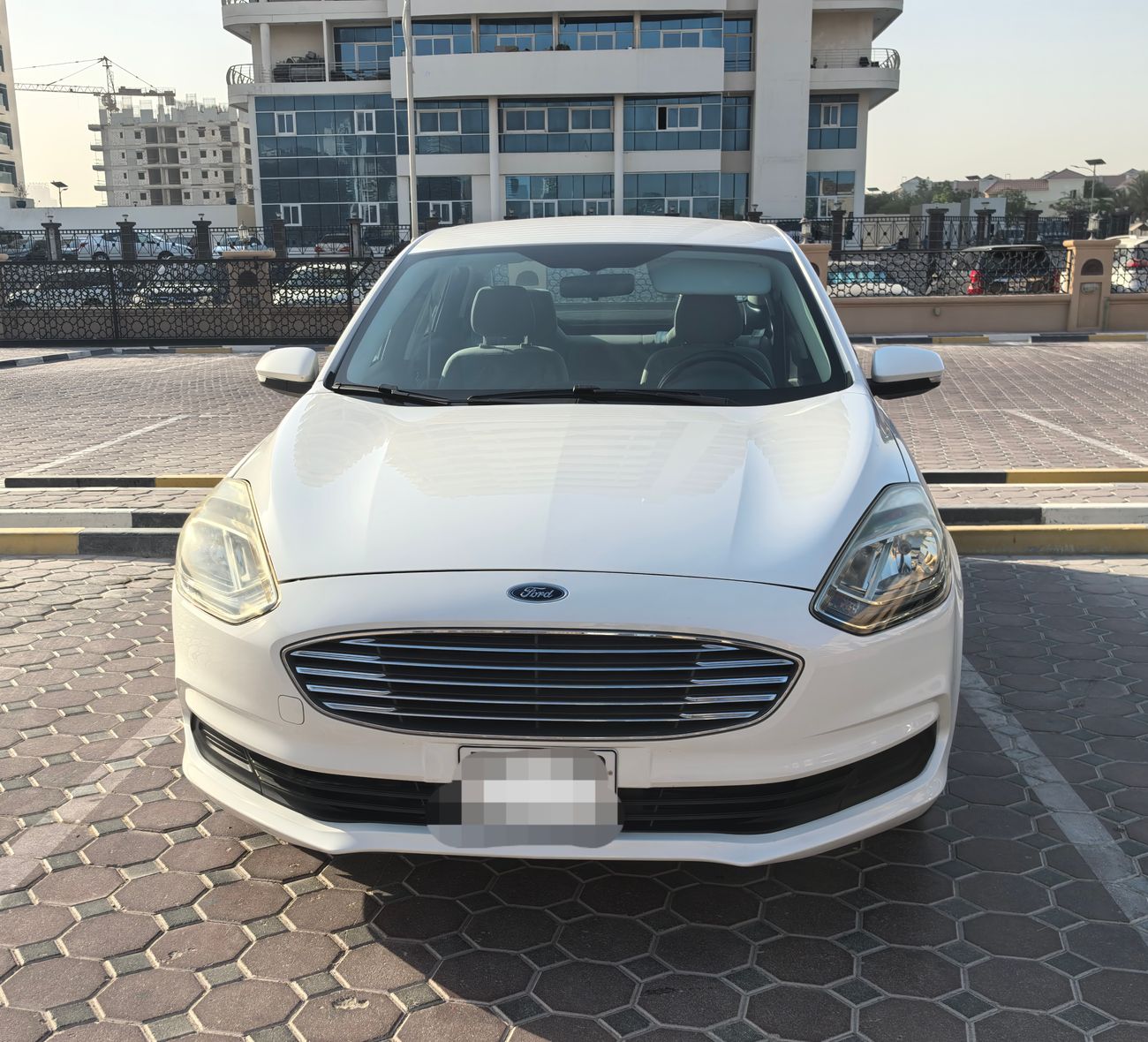 Ford Escort 1.5 mid option