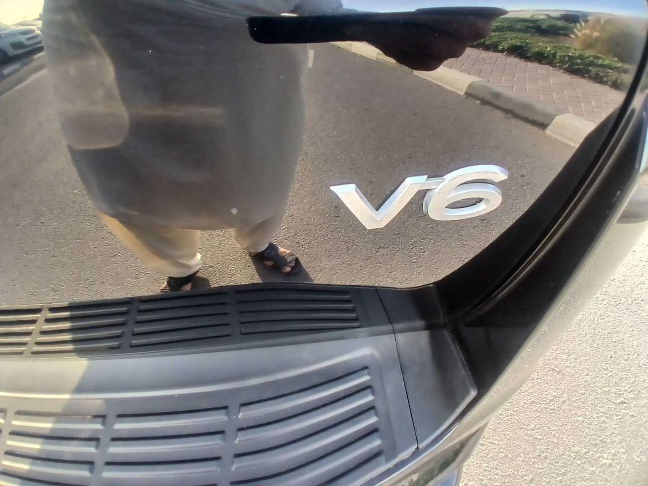 تويوتا لاند كروزر Toyota landcruise 2019Model 4.0 v6 petrol Engine Colour Black push start Transmission Automatic Inte