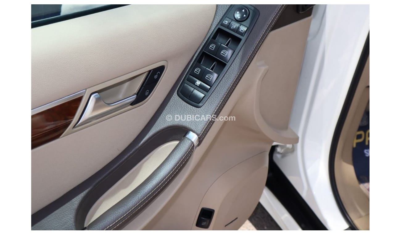 Mercedes-Benz R 350 MERCEDES BENZ R350 —4 MATIC—GCC FULL SERVICE HISTORY WITH WARRANTY AND FREE REGISTRATION