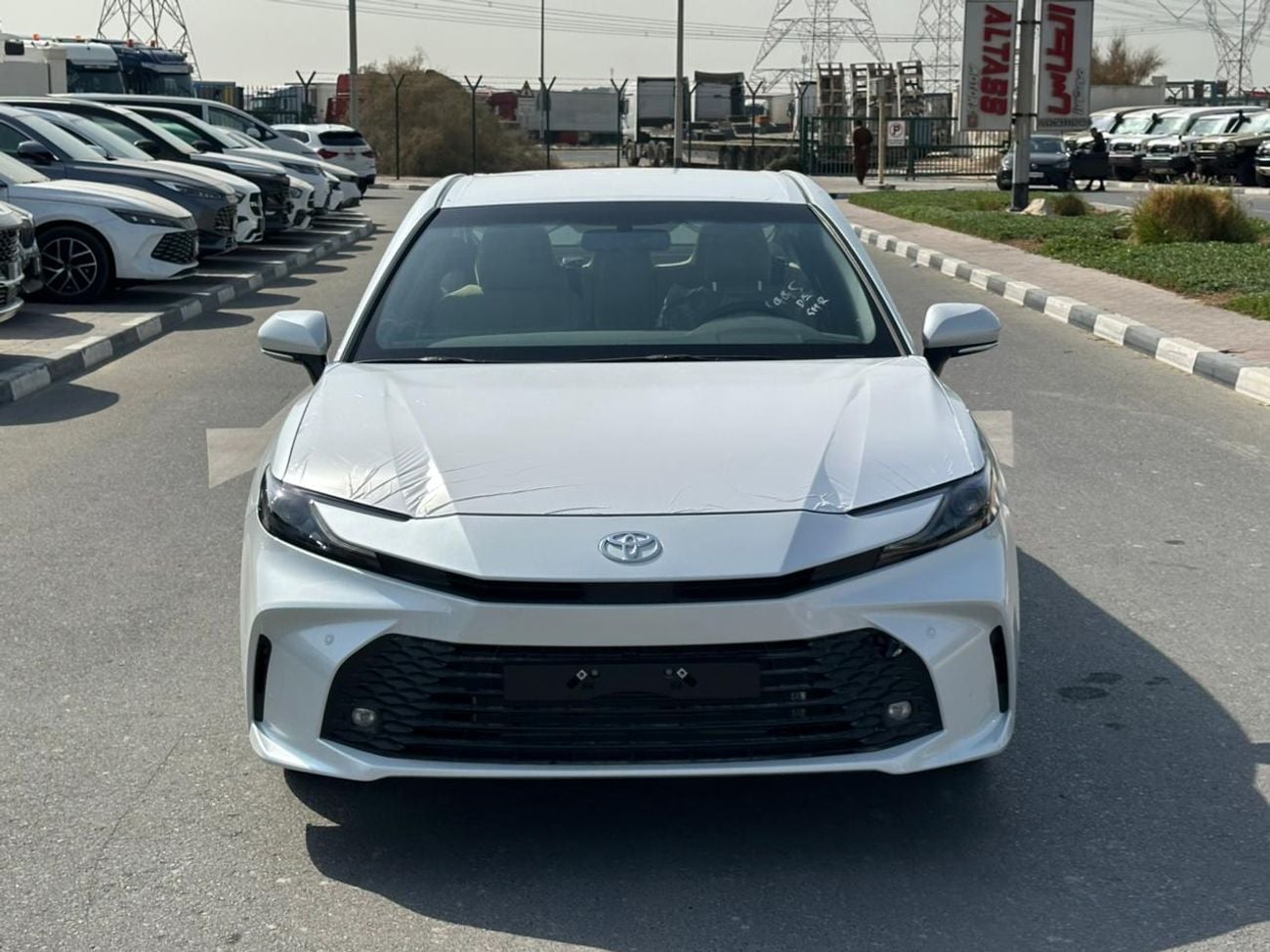 Toyota Camry XLE 2026 toyota camry 2.5 E