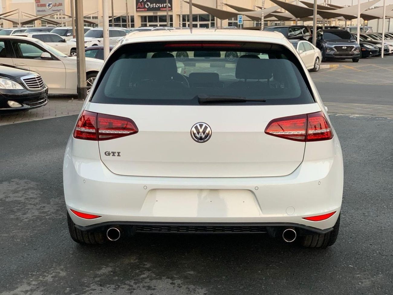 فولكس واجن جولف Golf GTI_GCC_2015_Excellent Condition _Full option