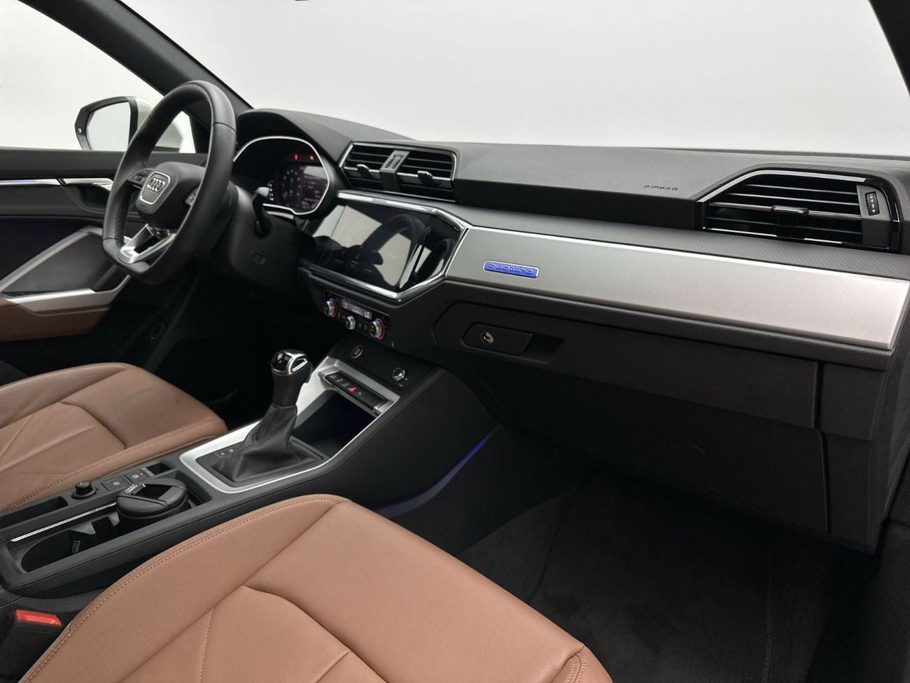 Audi Q3 40 TFSI quattro 2.0L Sportback 180hp (Ref# 72558)