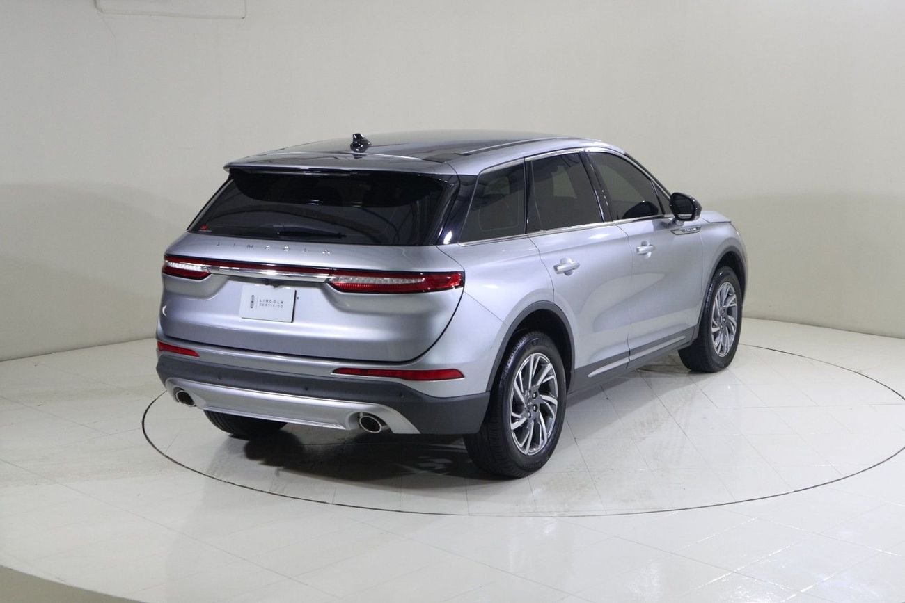 Lincoln Corsair STD AWD COR123 / AL TAYER MOTORS AL QOUZ SHOWROOM