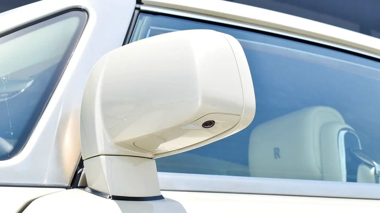 رولز رويس فانتوم Coupe - GCC - Brand - Fully Loaded - Hard to find!