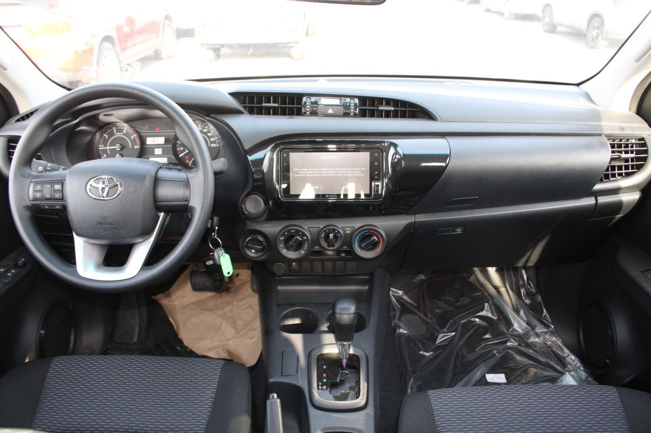 تويوتا هيلوكس TOYOTA HILUX 2.4L DIESEL DOUBLE CABIN 4 X 4 BASIC AUTOMATIC