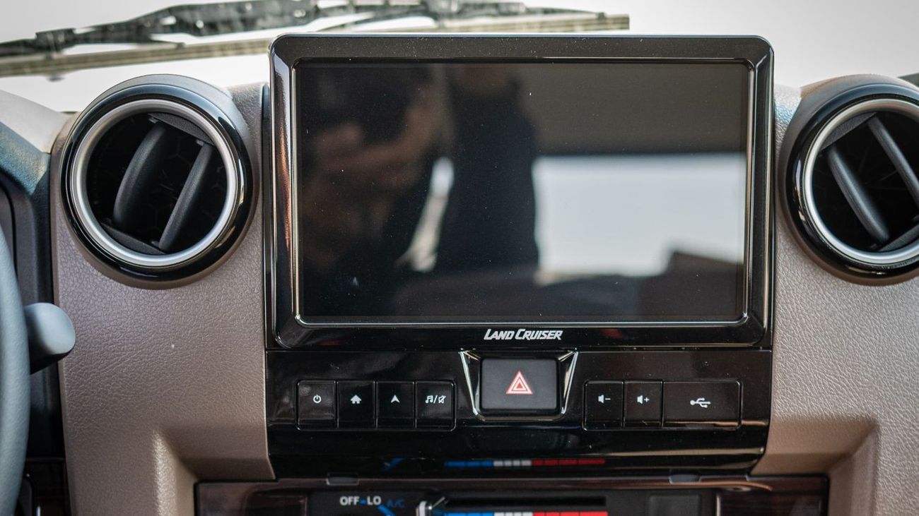 Toyota Land Cruiser 70 TOYOTA LAND CRUISER 76 2.8 HTOP DIESEL 2024 MODEL