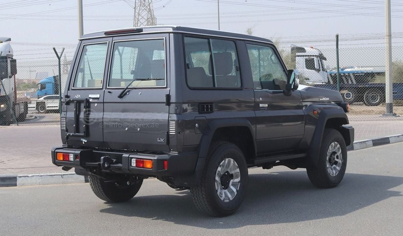 تويوتا لاند كروزر 70 | 4.0 Petrol | Automatic | 2026 | Export only