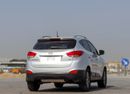 Hyundai Tucson SE 2.0L AWD Hyundai Tucson 2.0L 4WD 2015 GCC accident-free in excellent condition