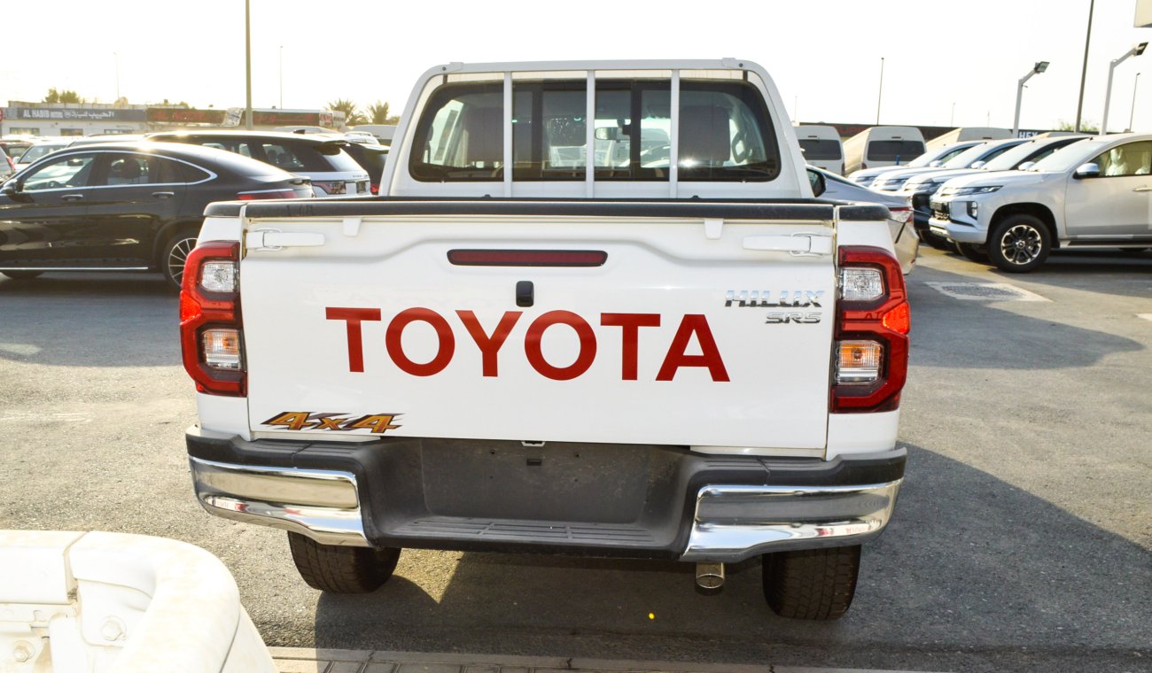 Toyota Hilux SR5 2.7L PETROL 4WD A/T