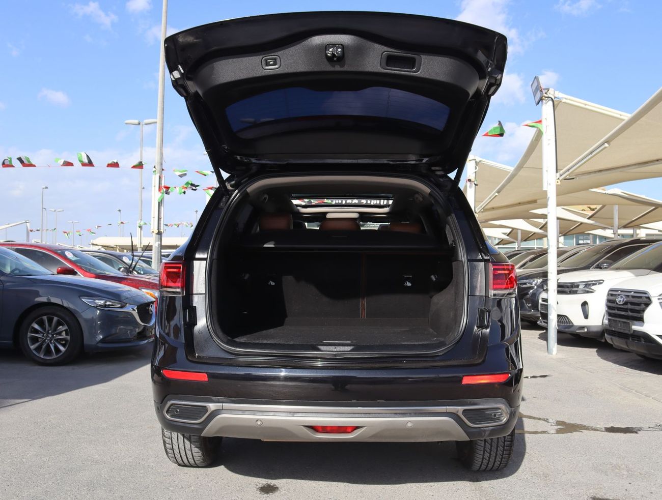 رينو كوليوس رينو كوليوس-2022- خليجى- فل أوبشن - بمحرك 2.5 -4WD - ممش قليل -بحاله ممتازه