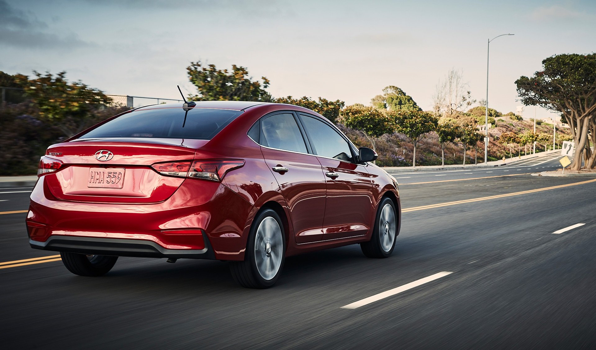 Hyundai Accent exterior - Rear Left Angled