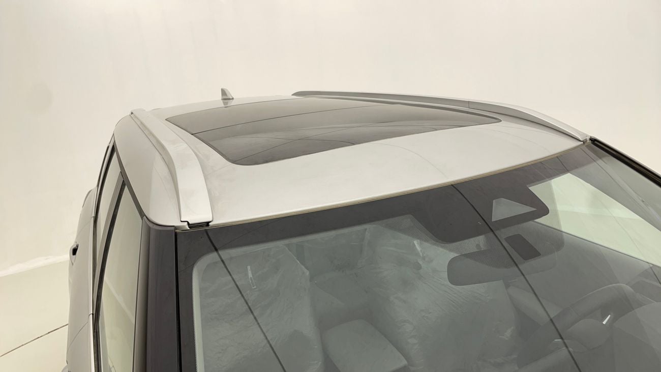 ميتسوبيشي آوتلاندر MIDLINE WITH SUNROOF 2.5 | بدون دفعة مقدمة | اختبار القيادة في المنزل