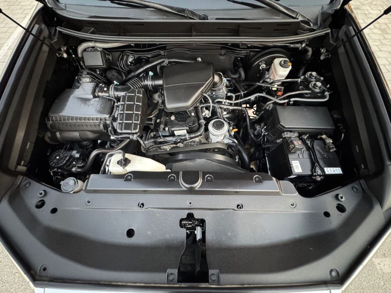 Toyota Prado 2018 Model V4 2.7L GCC Specification Car is Very Clean And Perfect Condition