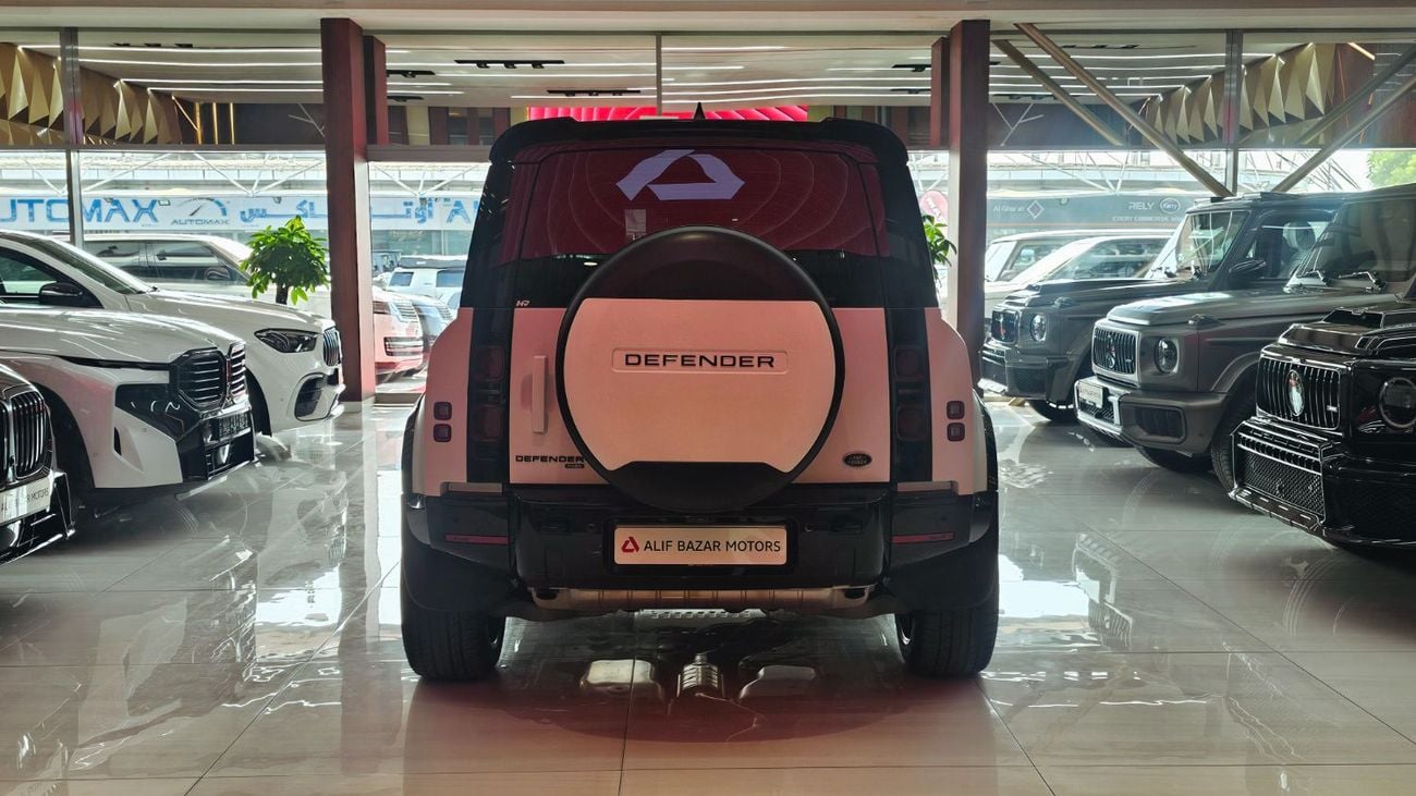 لاند روفر ديفندر 90 X-DYNAMIC SE P400 Land Rover Defender 90 SE P400 X Dynamic URBAN