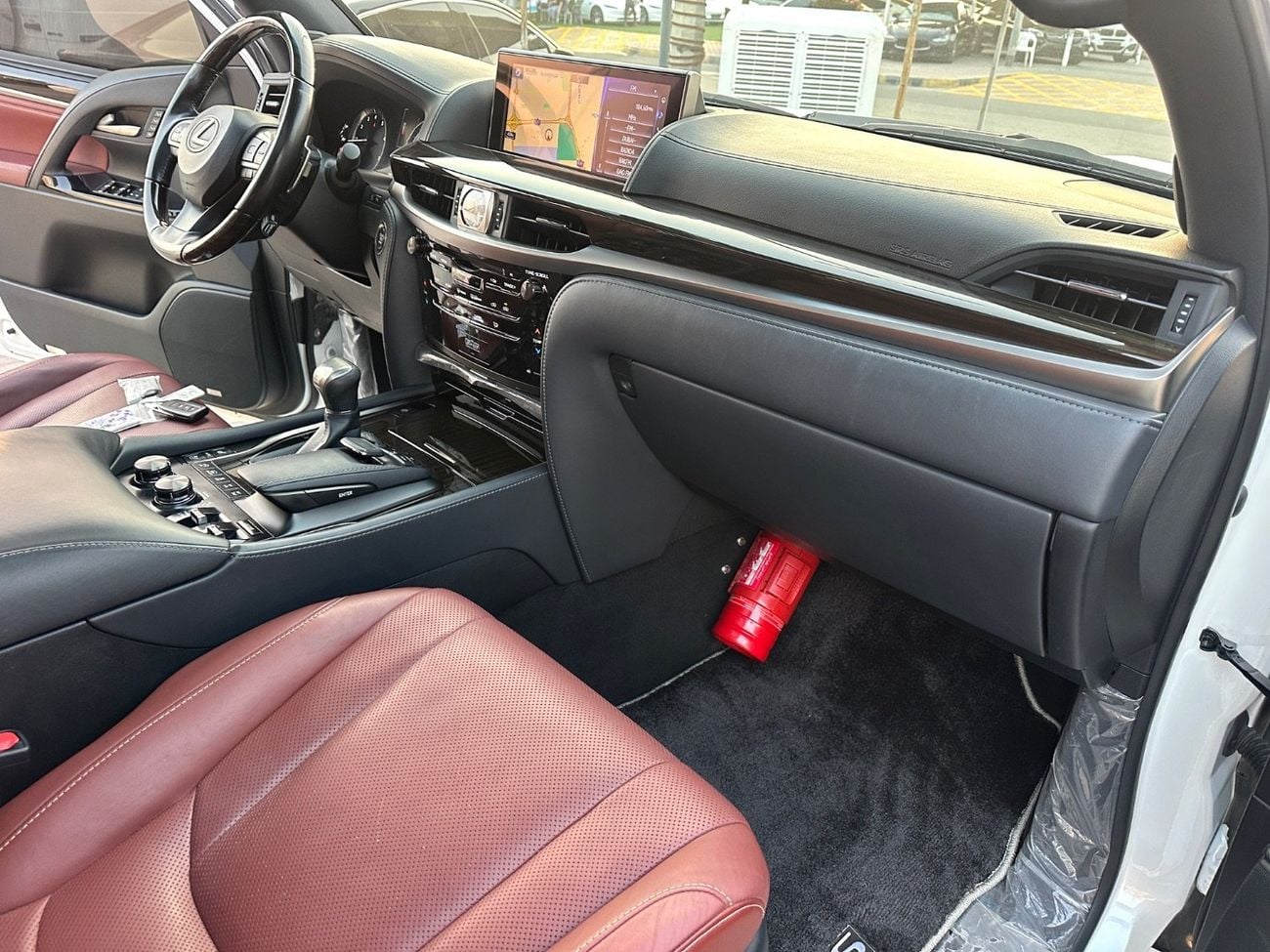 Lexus LX570 SIGNATURE