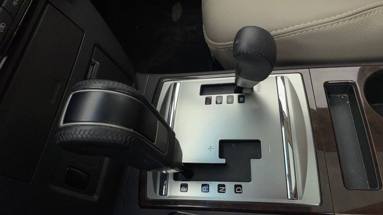 ميتسوبيشي باجيرو GLS MIDLINE 3 | بدون دفعة مقدمة | اختبار القيادة في المنزل