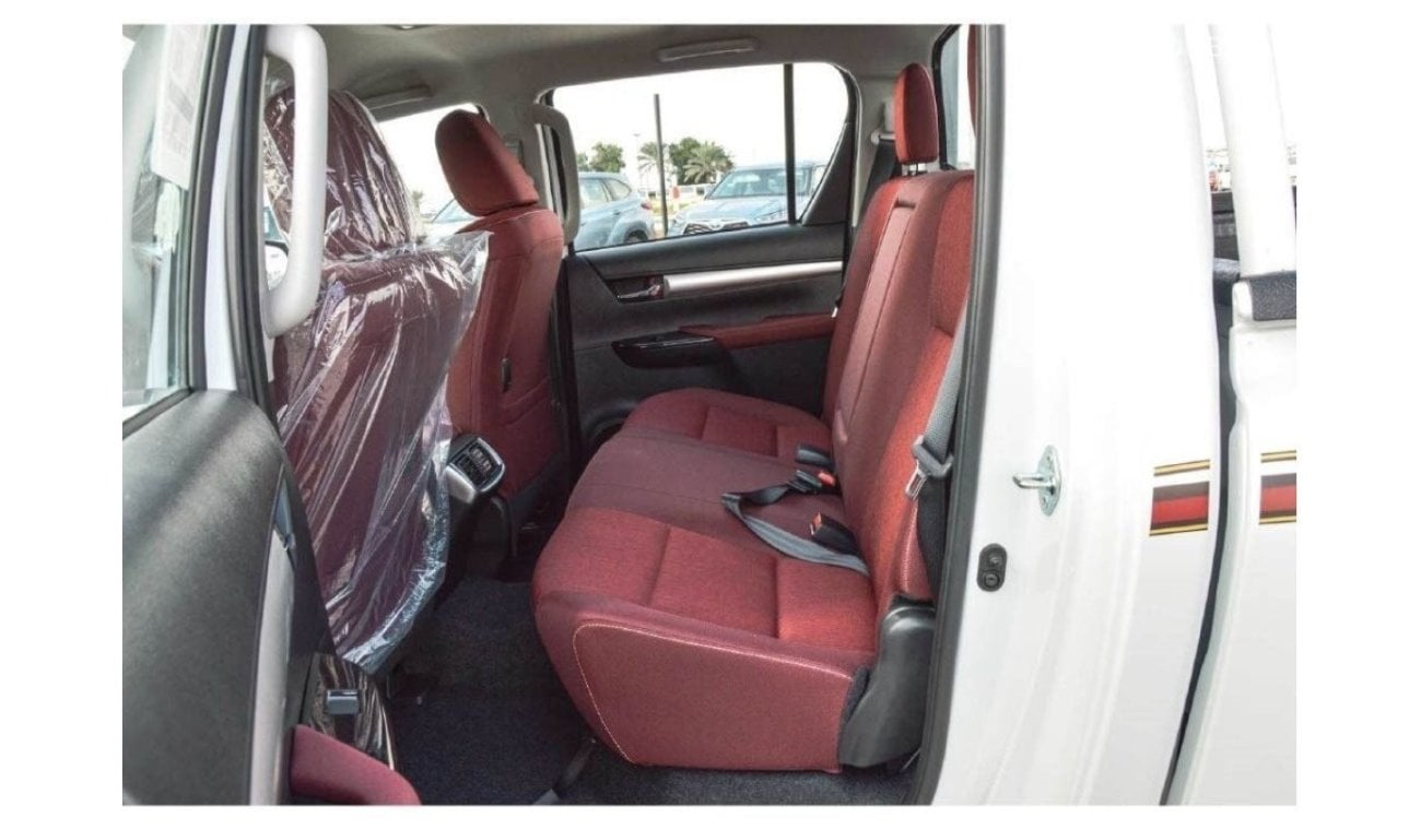 Toyota Hilux 2024 TOYOTA HILUX 2.7L  AUTOMATIC 4X4 UAE PASS
