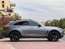 Infiniti QX70 S