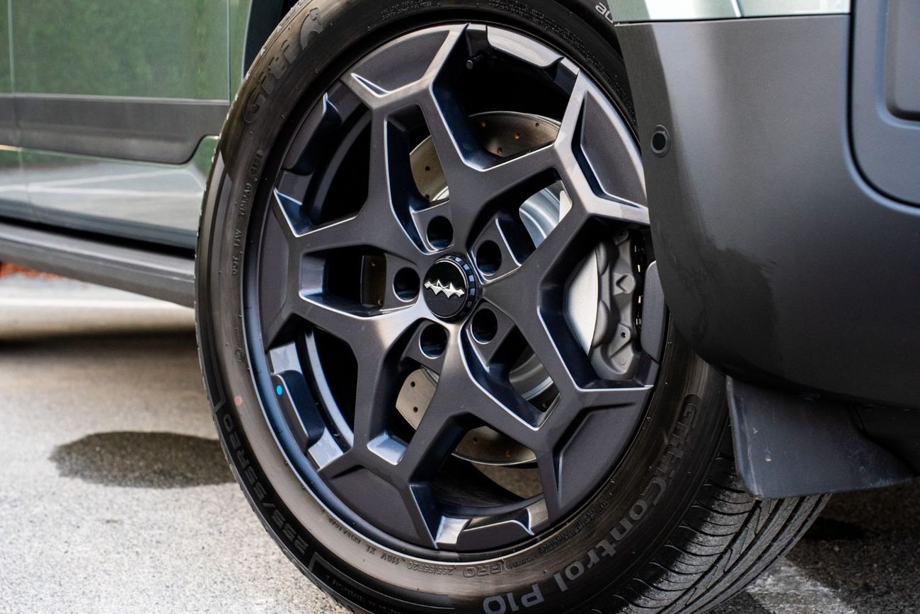 BYD Leopard Titanium 7