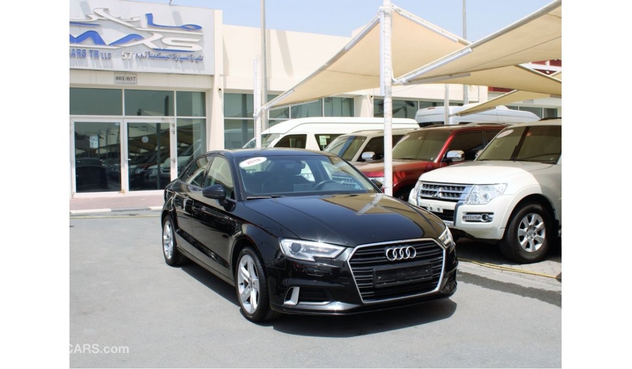 Audi A3 GCC - ORIGINAL PAINT - MID OPTION - CAR IS IN PERFECT CONDITION INSIDE OUT