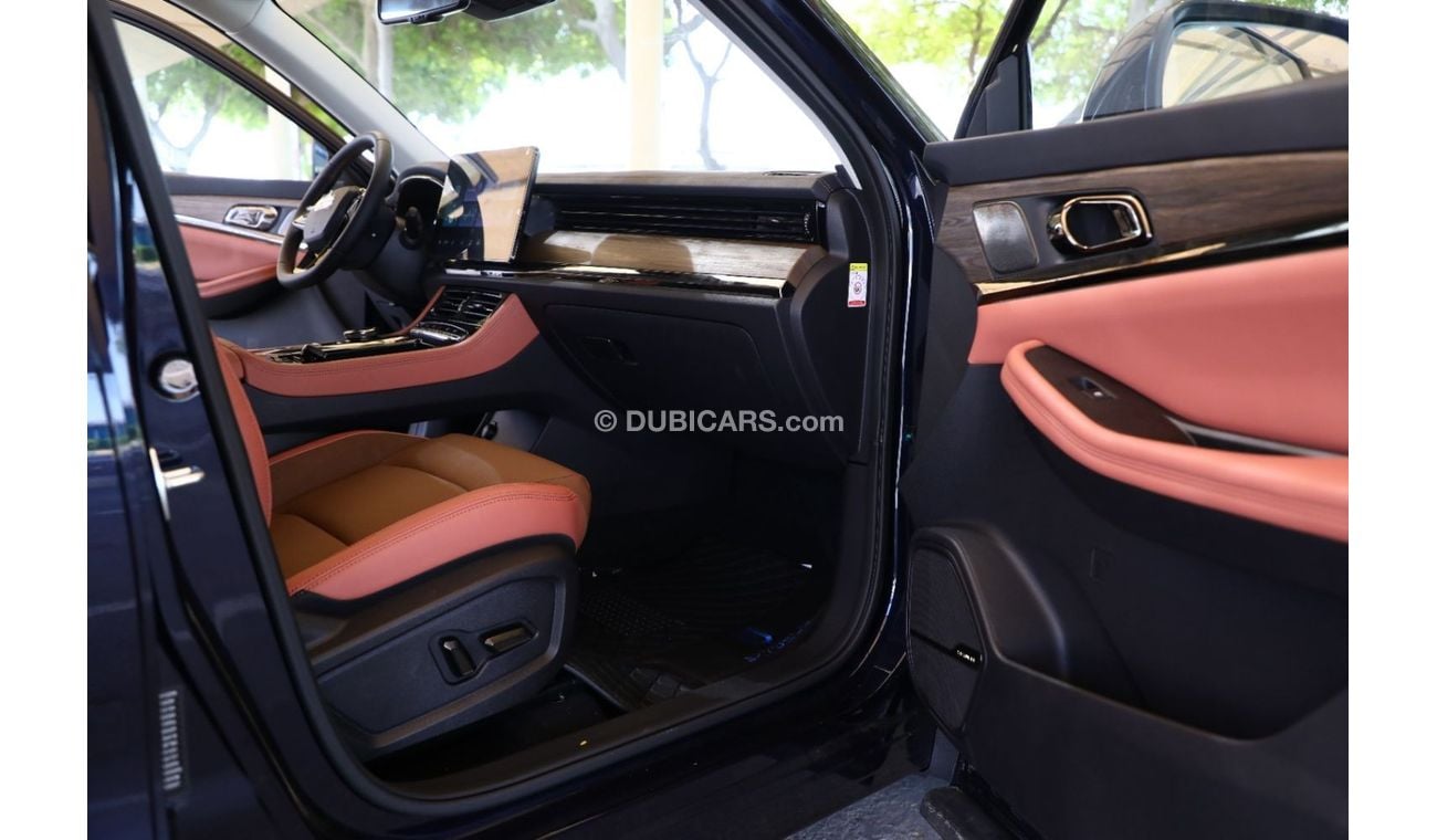 Skywell ET5 With 2 years contract service - or 60,000KM