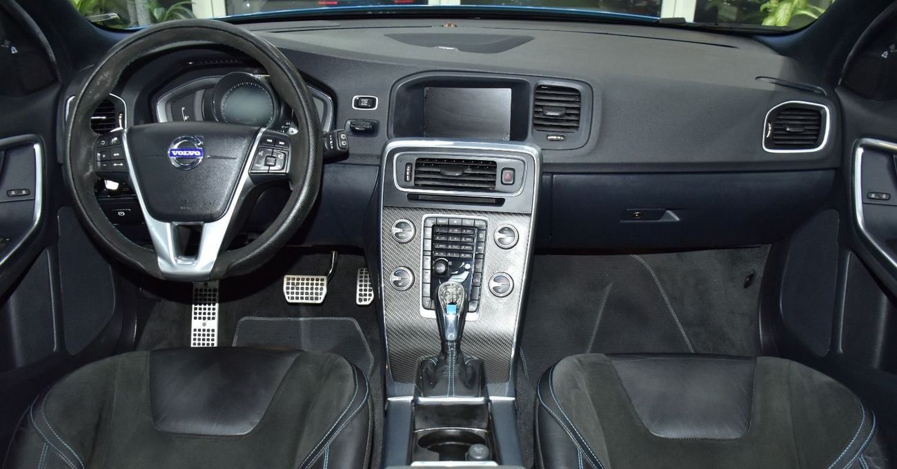 Volvo V60 POLESTAR EXCELLENT DEAL for our Volvo V60 Polestar T6 ( 2016 Model ) in Blue Color GCC Specs