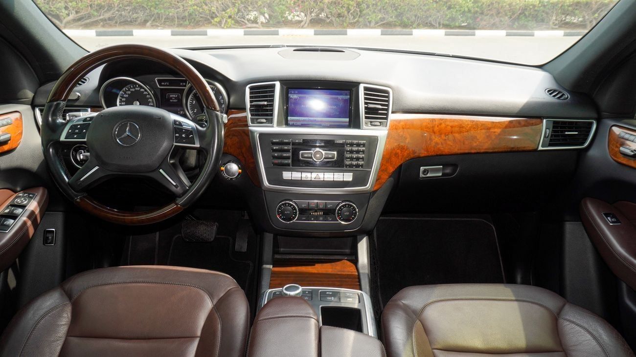 مرسيدس بنز ML 400 4MATIC 2015!! GCC SPECS