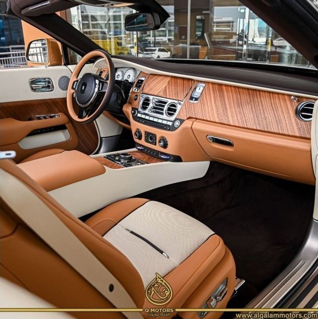 رولز رويس داون Std Std بلاك بادج