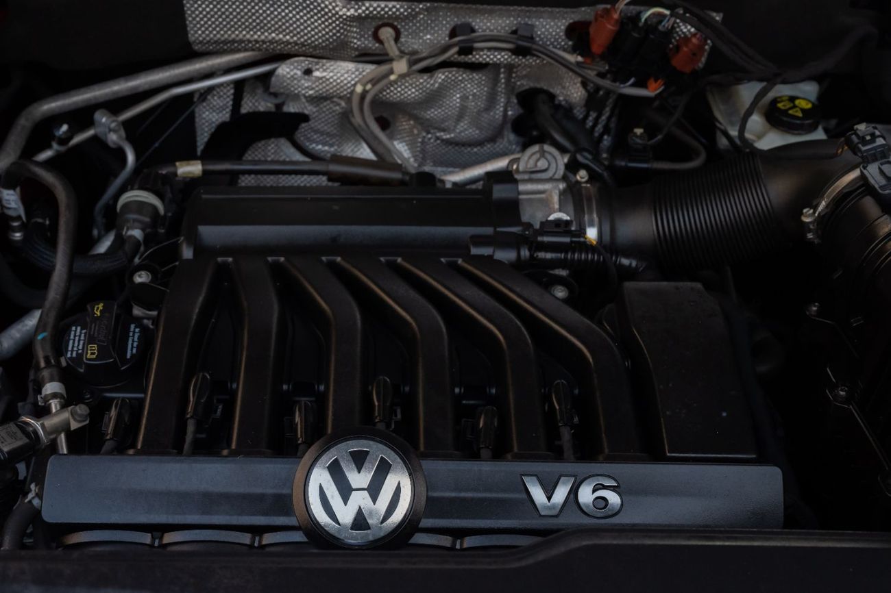 Volkswagen Teramont S | 1,371 P.M | 0% Downpayment | Under Warranty!