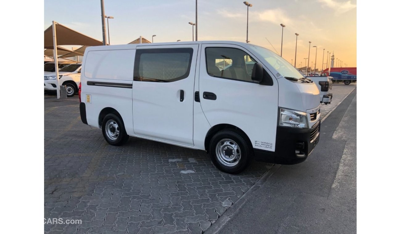 نيسان NV350 Delivery van GCC