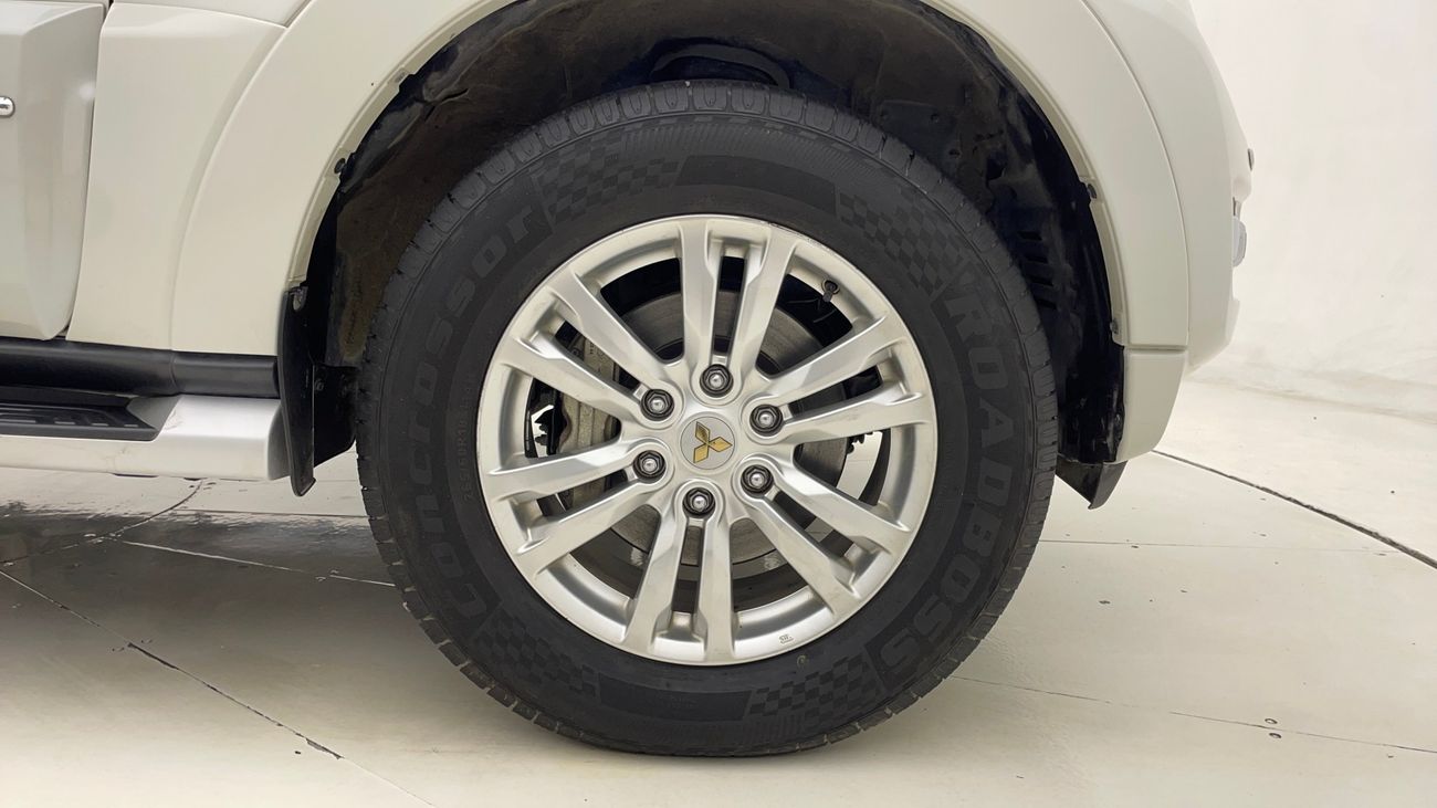 ميتسوبيشي باجيرو GLS HIGHLINE 3.8 | بدون دفعة مقدمة | اختبار القيادة في المنزل