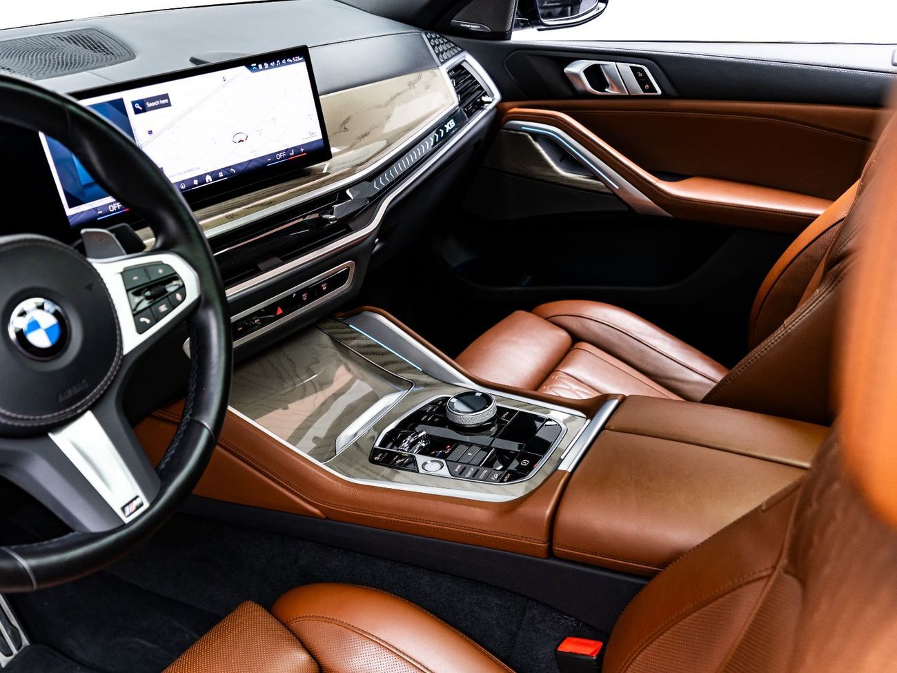 BMW X6 40i M Sport 3.0L 2024 BMW X6 xDrive40i, 2028 BMW Warranty + Service Contract, Low KMs, GCC