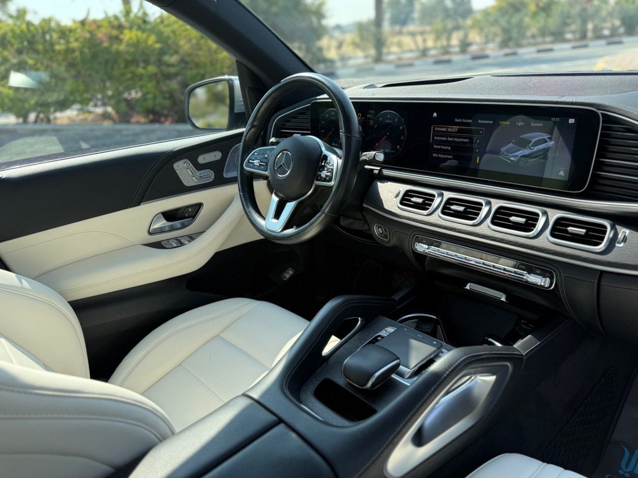 مرسيدس بنز GLE 450 Premium 3.0L (389 HP)