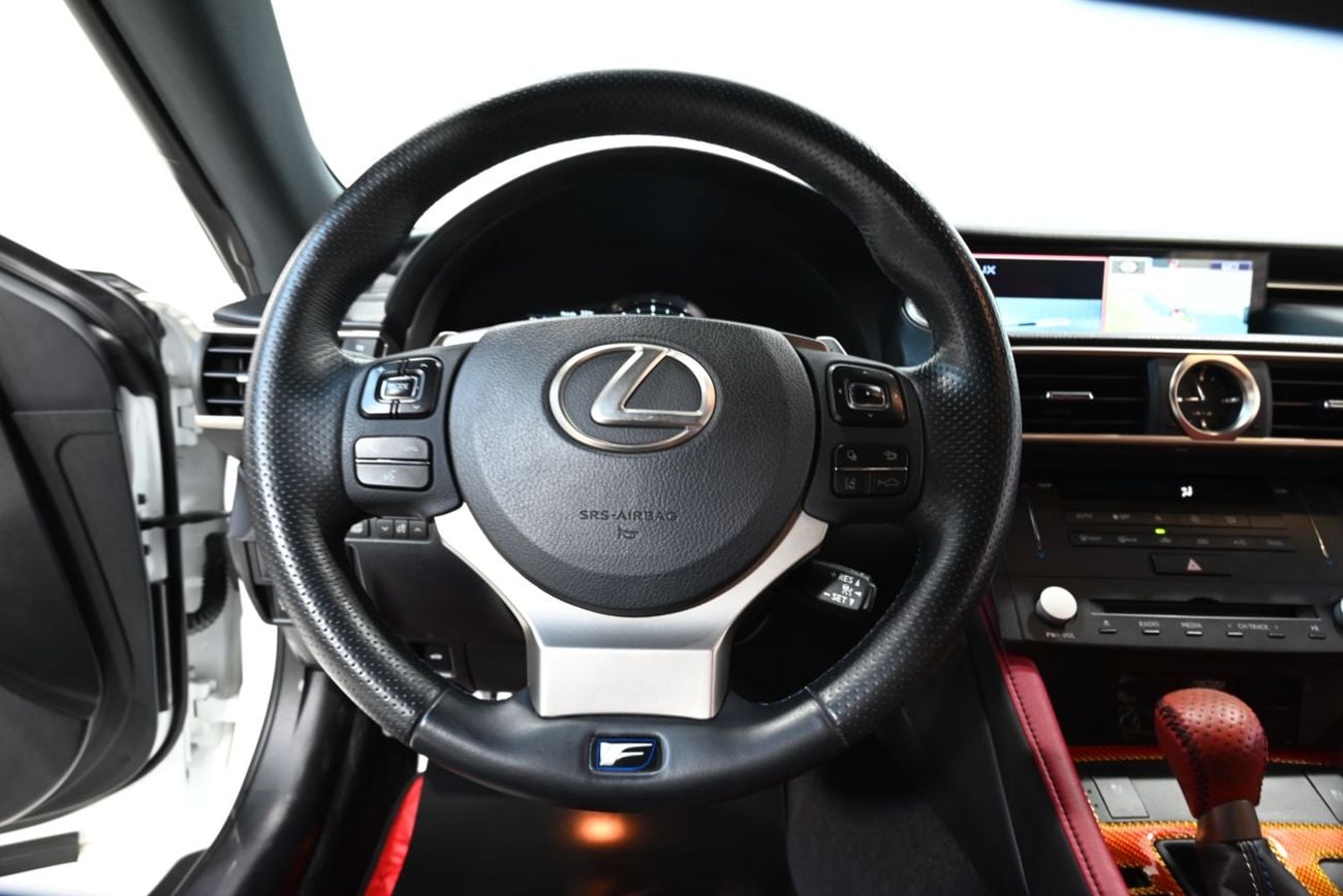 Lexus RC F F CARBON 2016 Lexus RC F Carbon, Service History, Excellent Condition, GCC