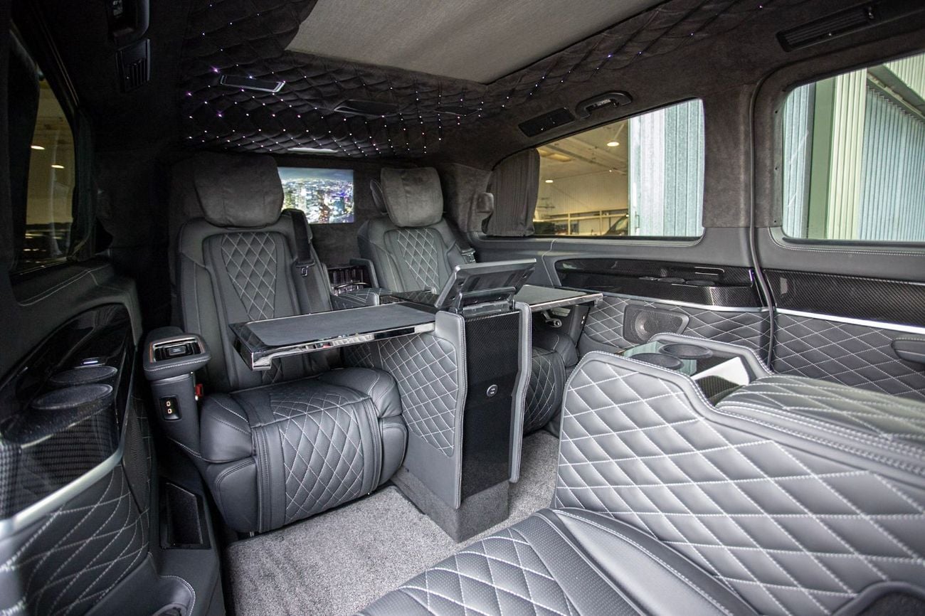 مرسيدس بنز V 300 Senzati® Jet Class® Oryx Edition® 6 Seat Ebony Leather