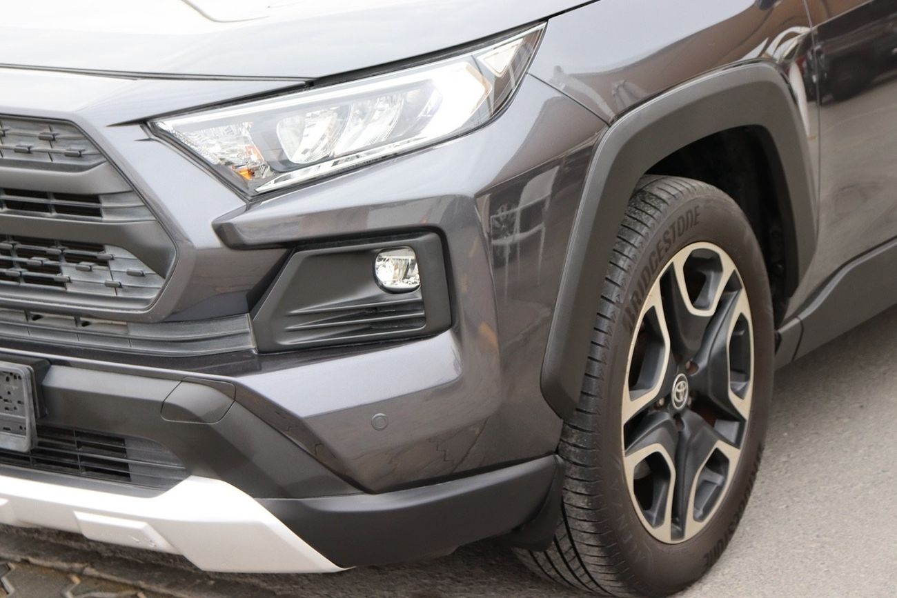تويوتا راف ٤ Adventure 2.5L AWD Toyota RAV4 Limited AWD / 2020 / GCC / 24,000KM / Original paint