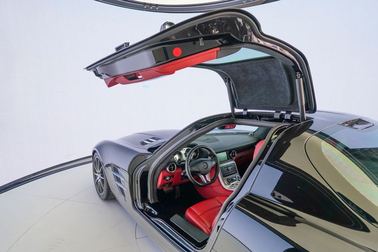 مرسيدس بنز SLS AMG Std 6.2L