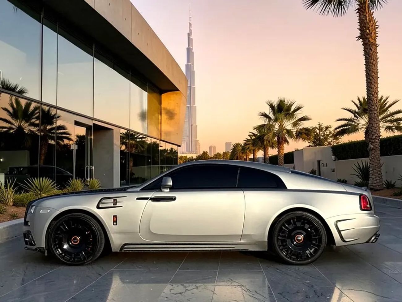 Rolls Royce Wraith STD  !! EID SALE !! 1 YEAR FREE WARRANTY !!  ROLLS-ROYCE WRAITH | V12 | 2016 | MANSORY KIT | GCC SPE