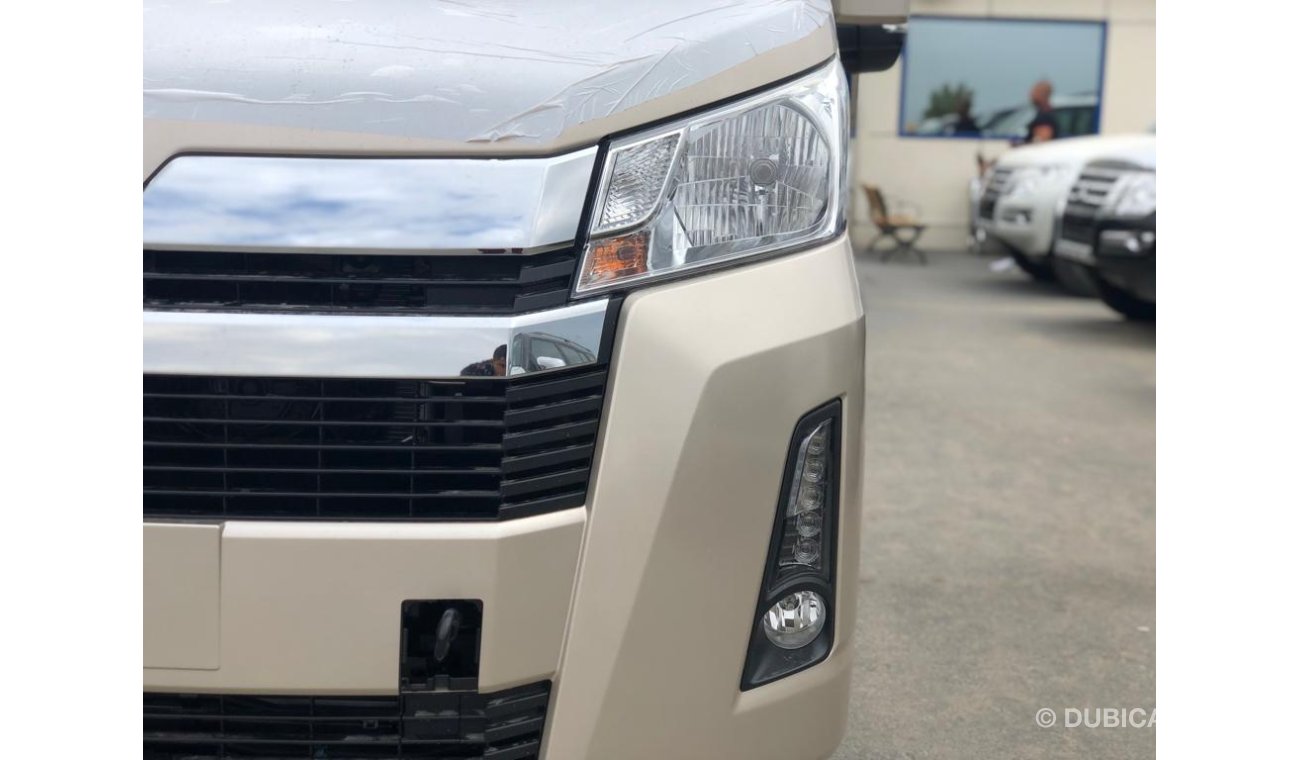 Toyota Hiace FULL OPTION   (GL) SPECIAL DEAL