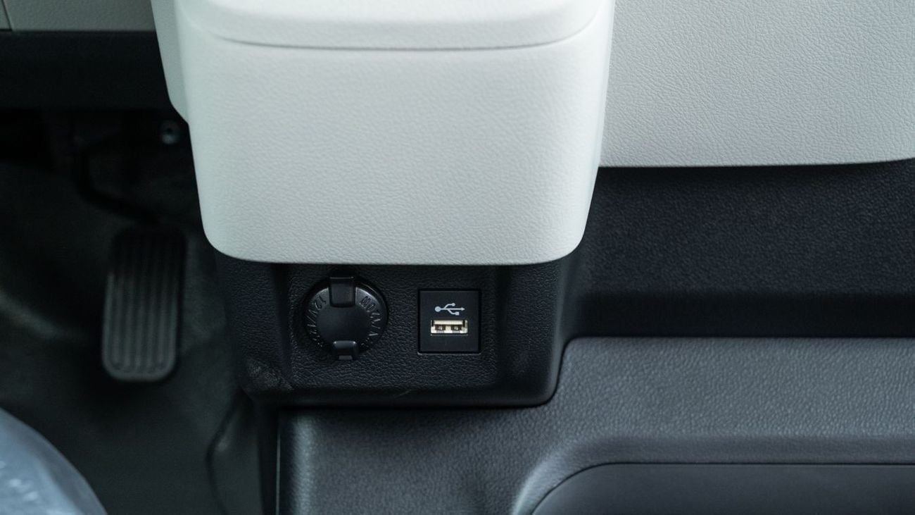 تويوتا هاياس GL TOYOTA HIACE 3.5 MANUAL 13 SEATER -2026YM