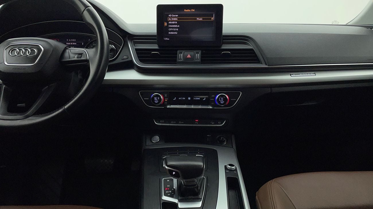 أودي Q5 45 TFSI QUATTRO BASIC 2 | بدون دفعة مقدمة | اختبار القيادة في المنزل