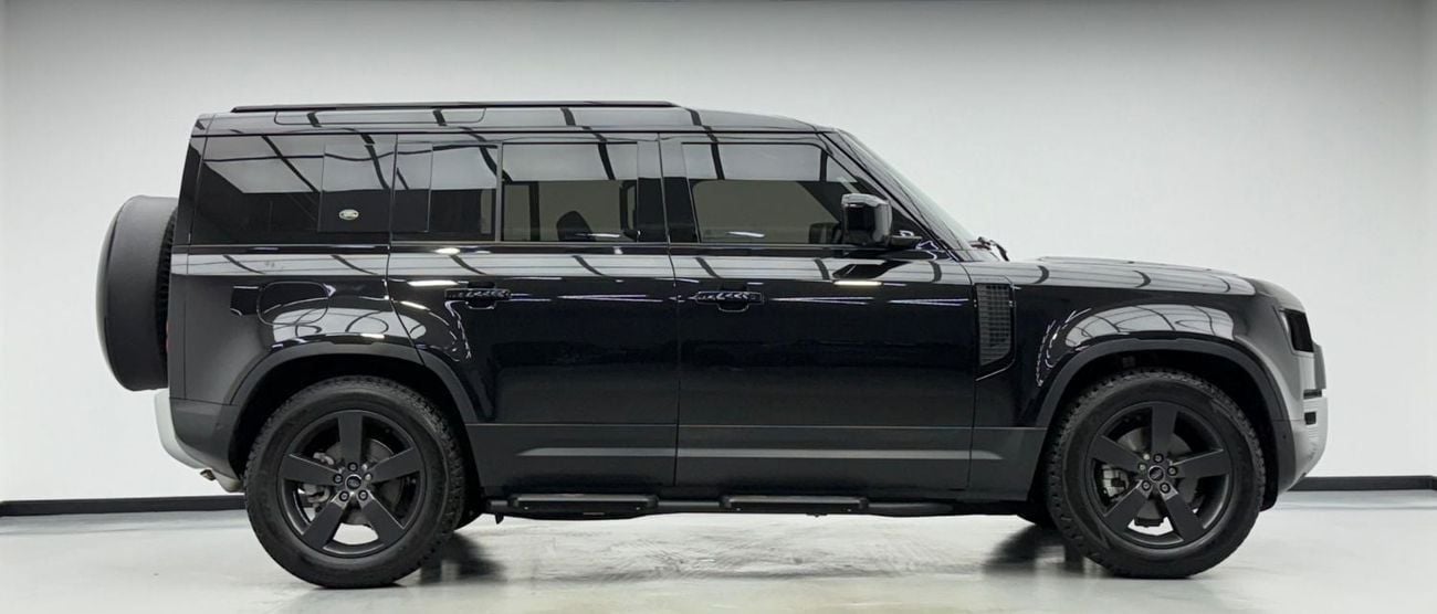 Land Rover Defender P300 110 2.0L (5 Seater) 2024 Land Rover Defender 110 P300, 2029 Land Rover Warranty, Excellent Cond