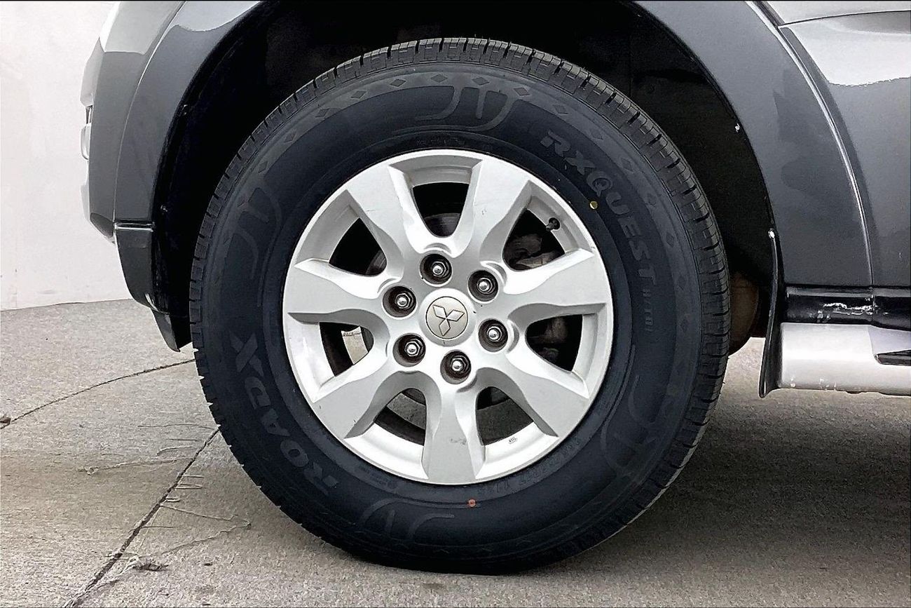 Mitsubishi Pajero GLS Midline | upto AED 20,000 Ramadan Discount | Guaranteed Warranty | 0 Down Payment