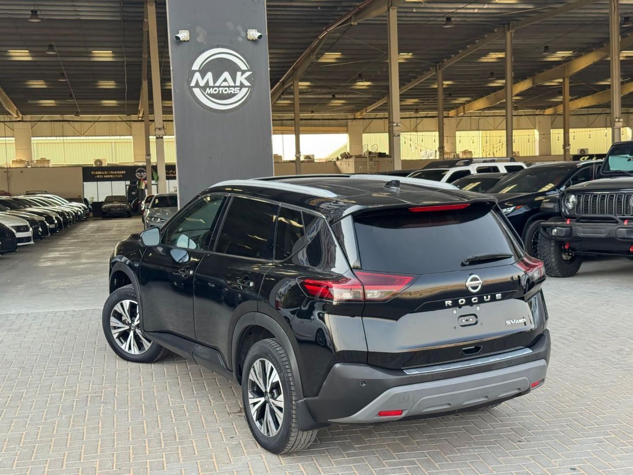 Nissan Rogue 2.5L V4 / LOW MILEAGE 56000 ONLY / PANORAMA / ACTIVE RADAR / ROAD ASSIST / REMOTE START